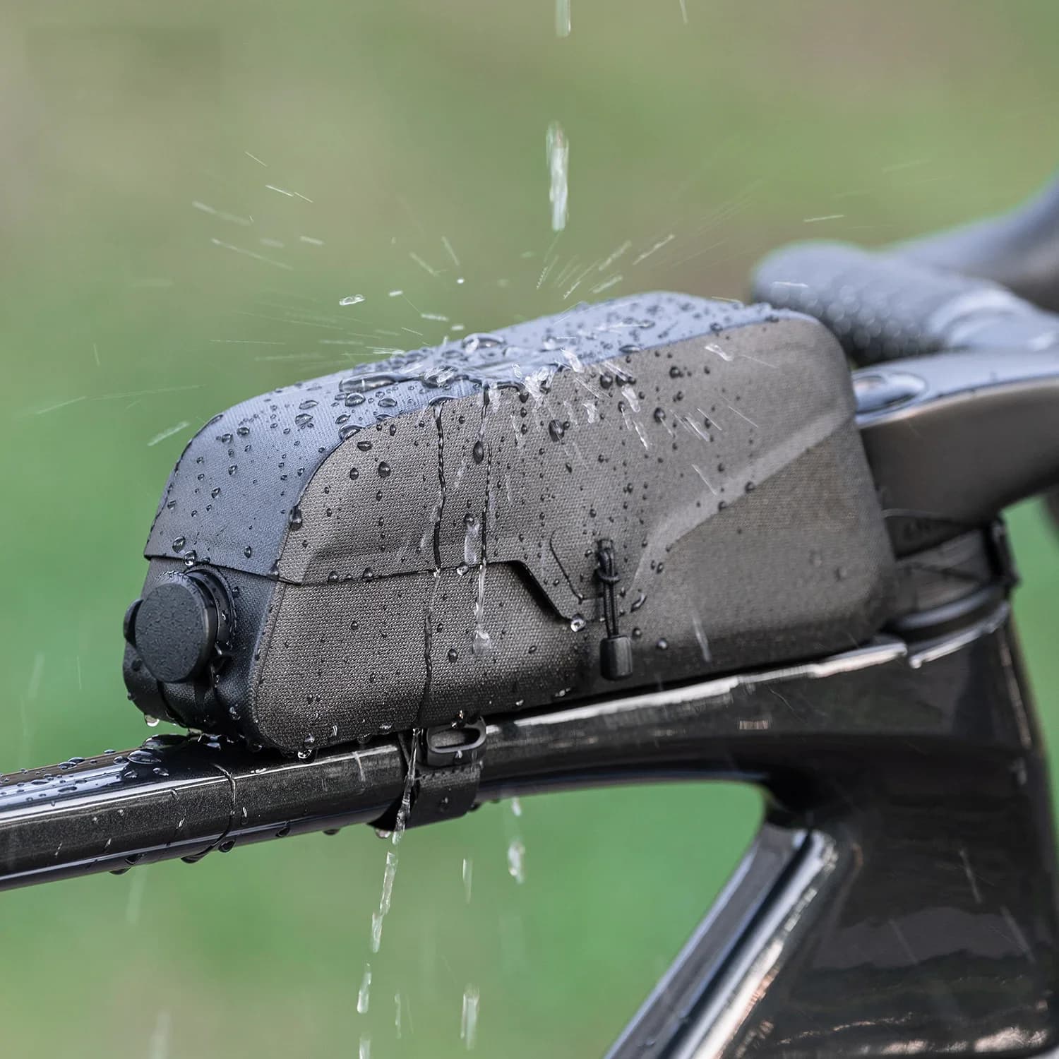Beg Top Tube Basikal Magnetik Kalis Air